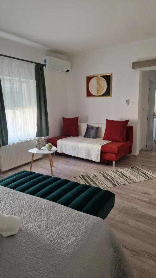 Anida Holiday Home Sopron Buitenkant foto