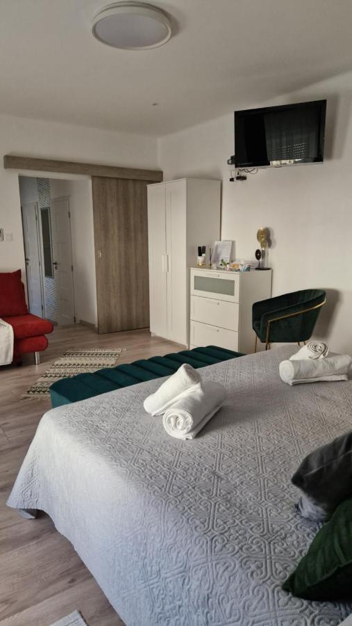 Anida Holiday Home Sopron Buitenkant foto