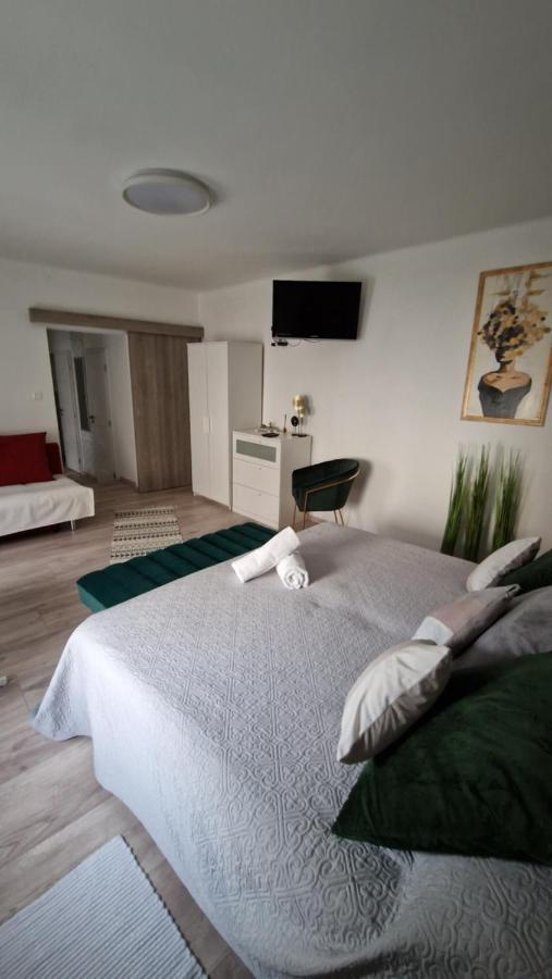 Anida Holiday Home Sopron Buitenkant foto