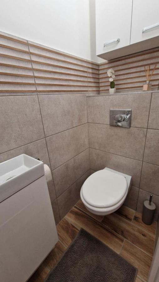 Anida Holiday Home Sopron Buitenkant foto
