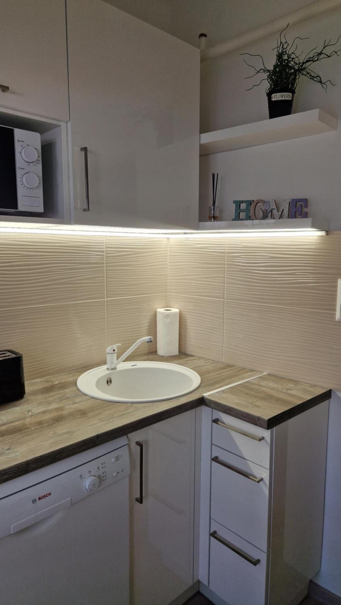 Anida Holiday Home Sopron Buitenkant foto