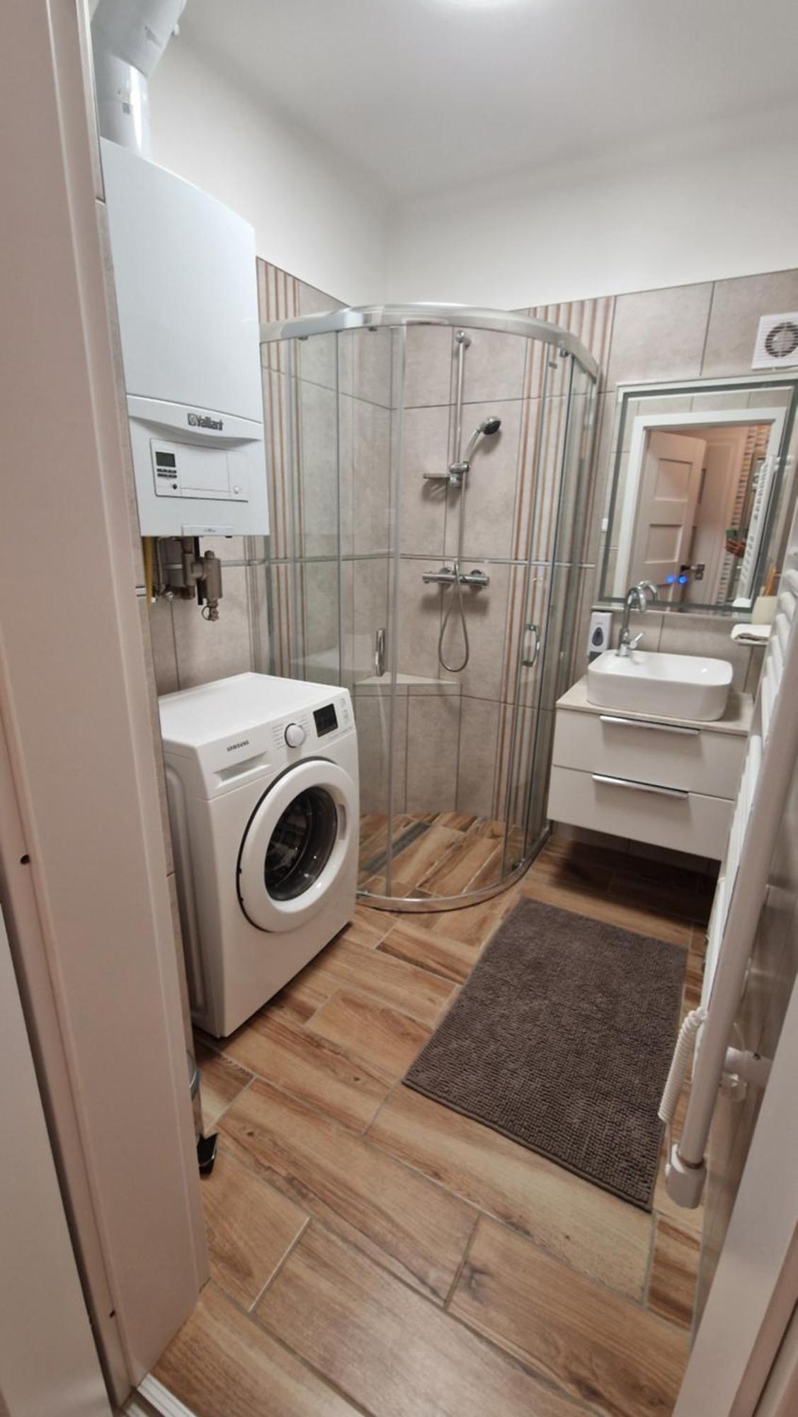 Anida Holiday Home Sopron Buitenkant foto