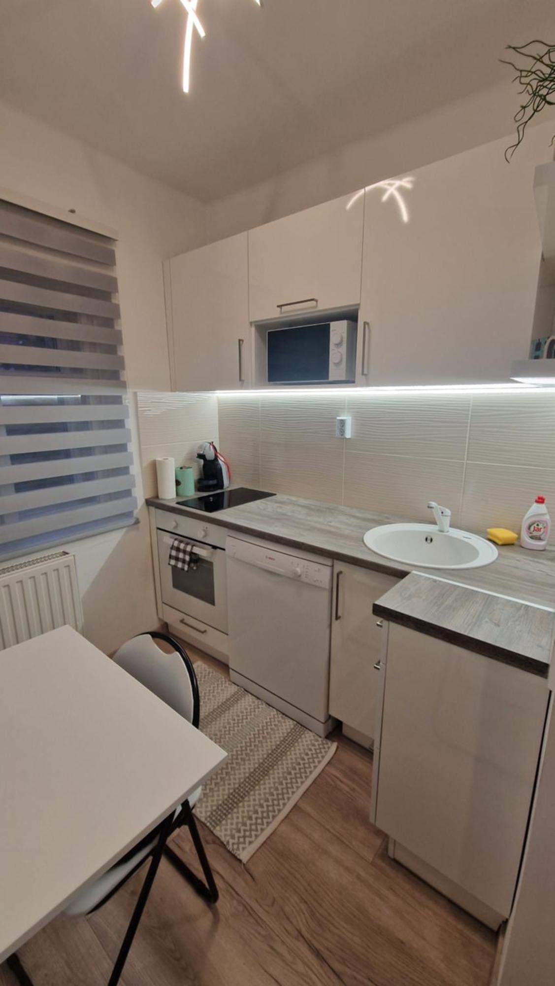 Anida Holiday Home Sopron Buitenkant foto